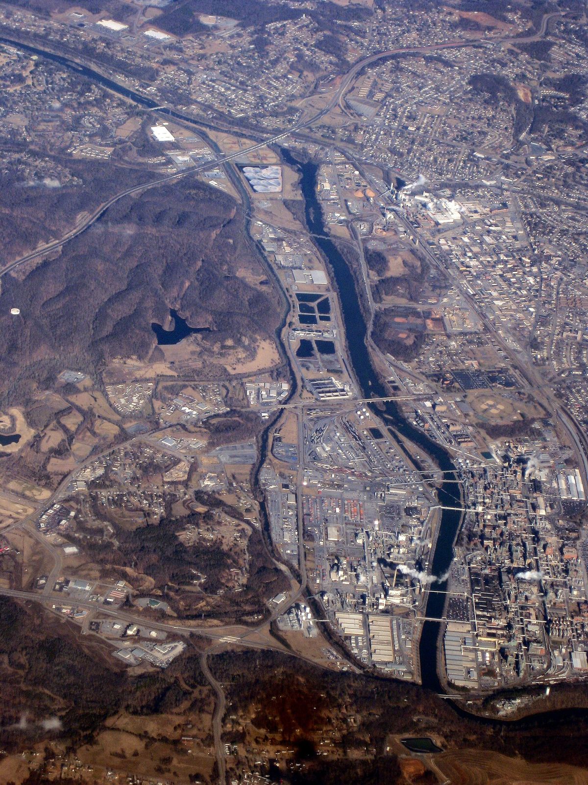 Aerial view of the Holston River and Long Island at Kingsport