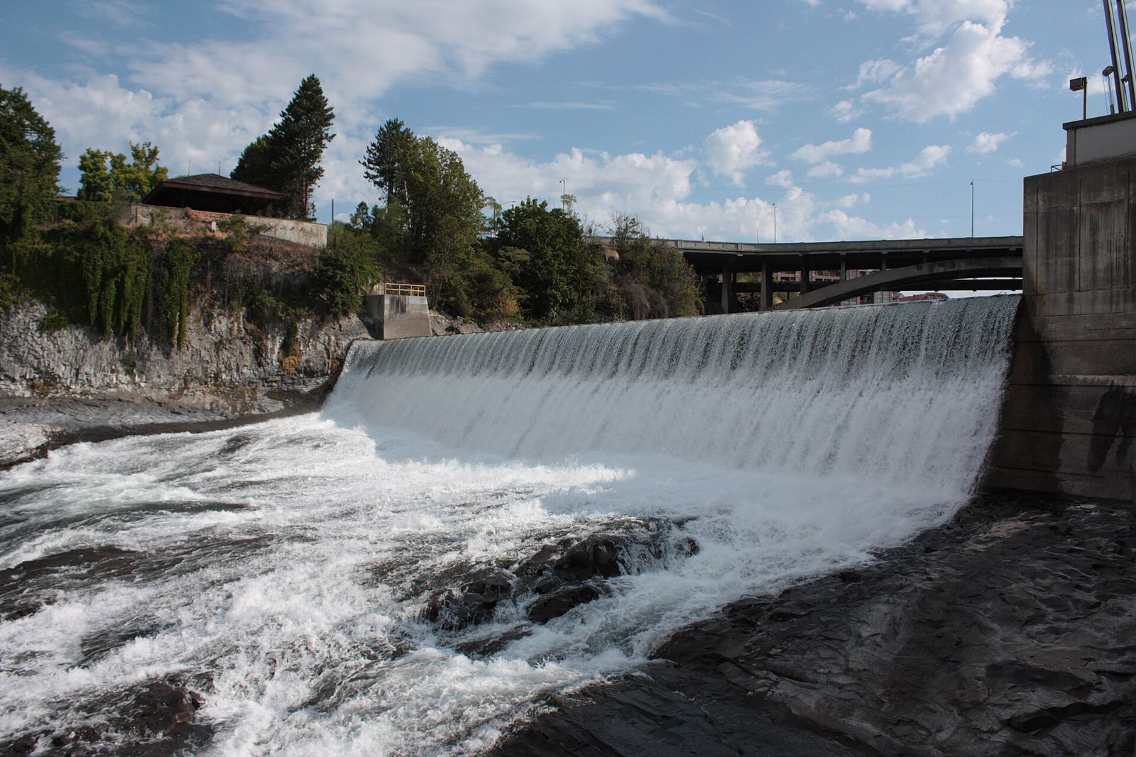 Water pouring over the weir at the upper Spokane Falls